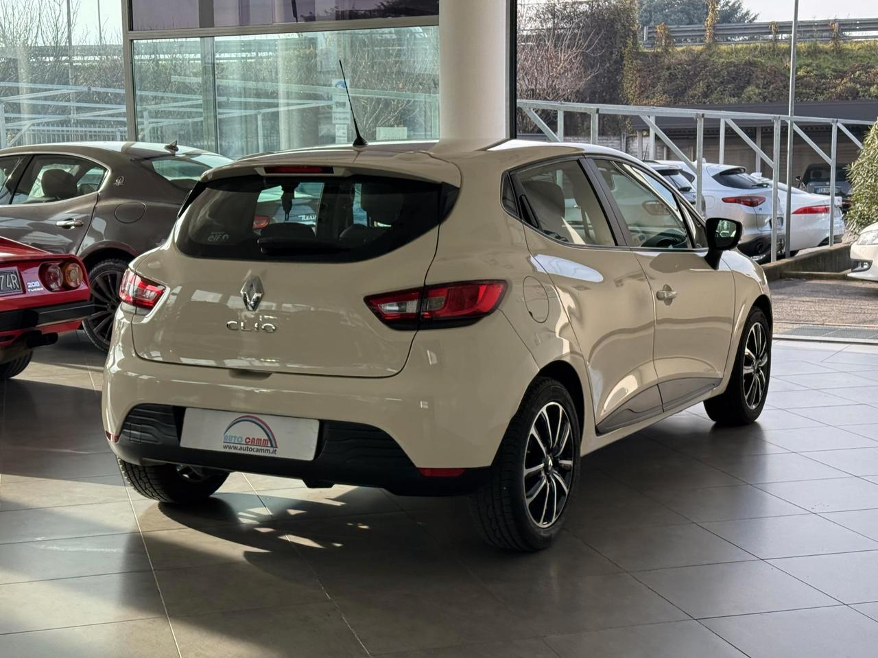 Renault Clio 5 Porte Clio 5p 1.2 Zen (live) 75cv E6