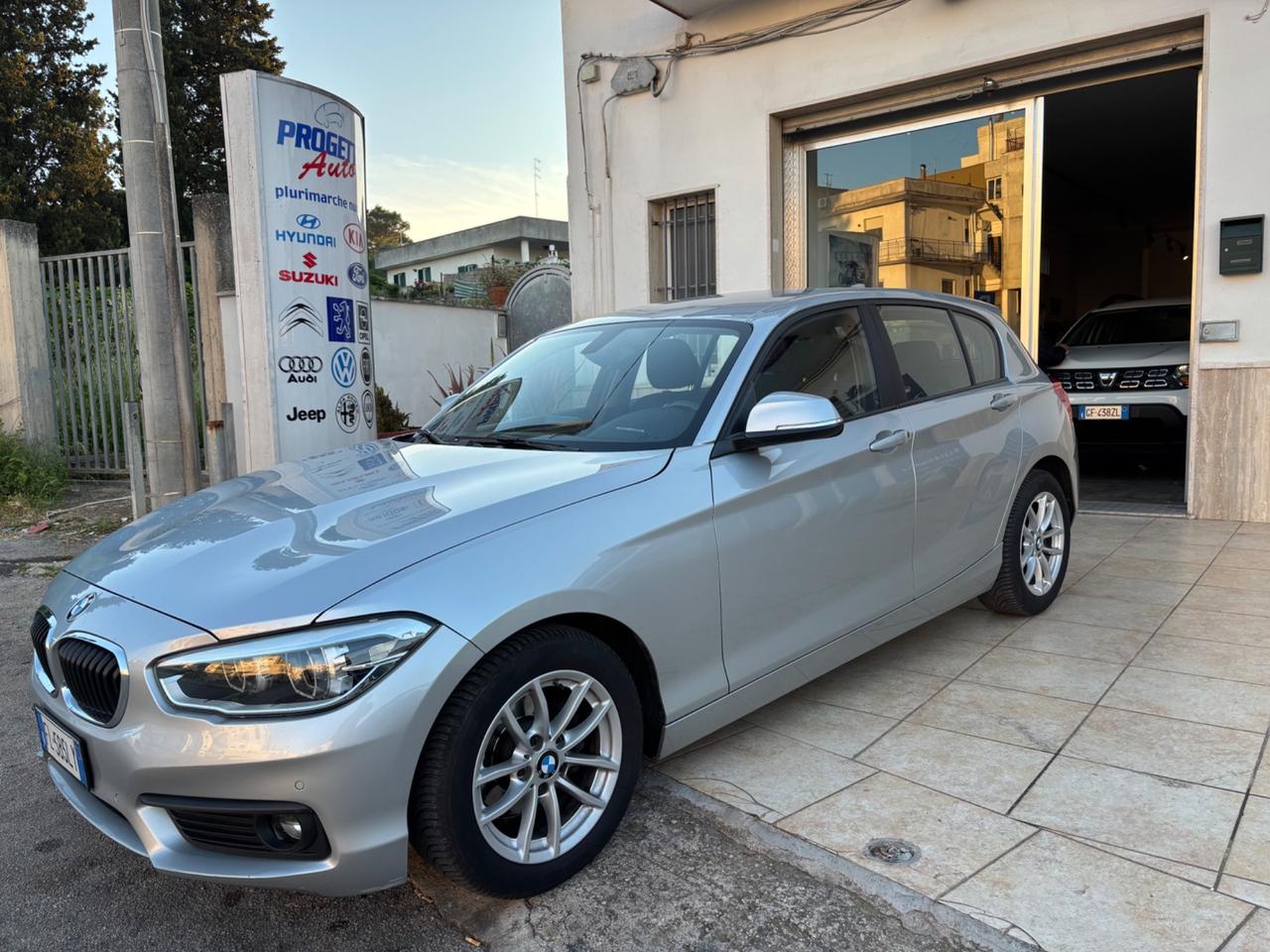 Bmw 116 116d 5p. Business