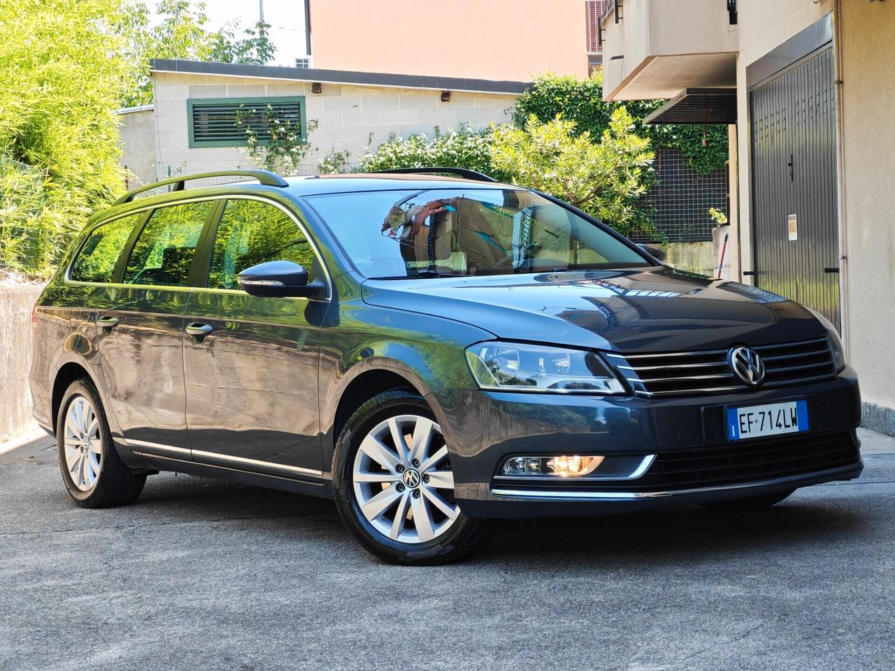 Volkswagen Passat Variant 1.6 DIESEL 105cv / Unipro