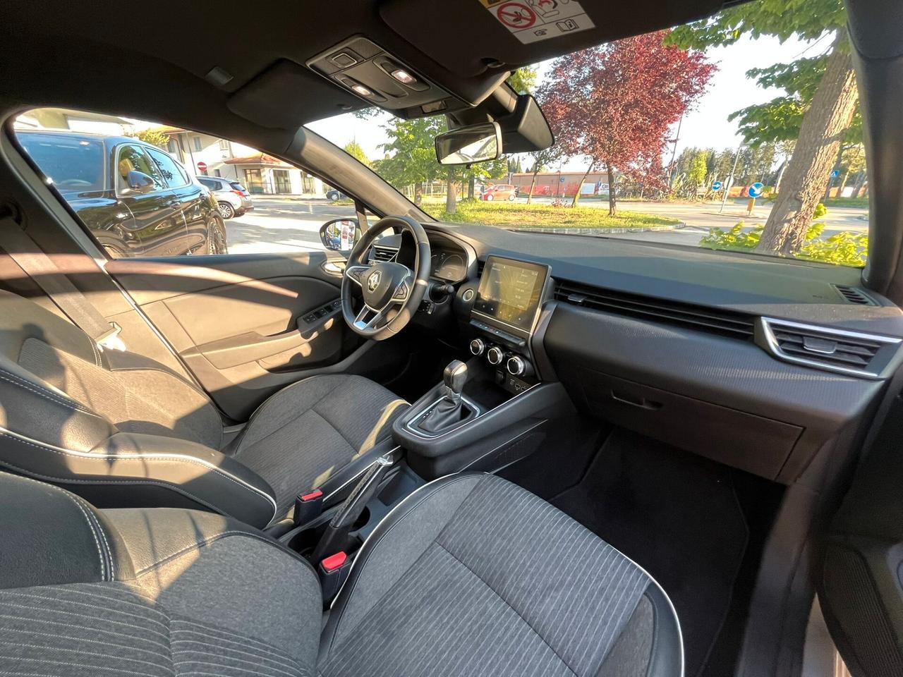 Renault Clio Full Hybrid E-Tech 140 CV 5 porte Intens