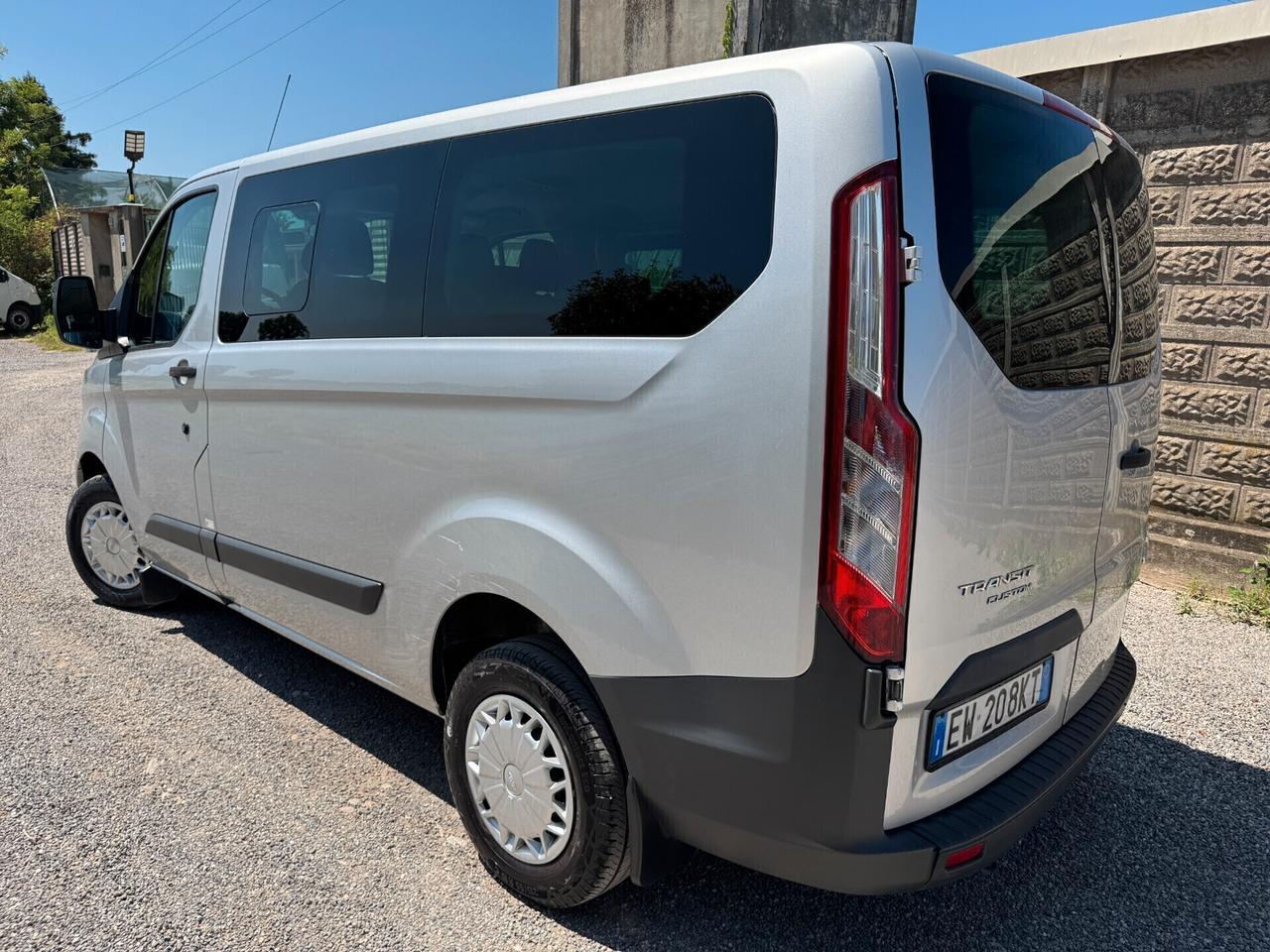 Ford Tourneo Custom 9 posti 2014