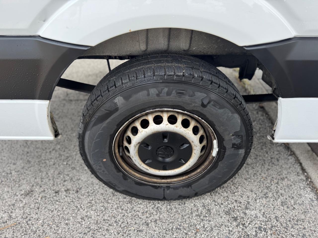 VOLKSWAGEN CRAFTER 2.5 TDI 109 CV – TETTO ALTO – PASSO LUNGO