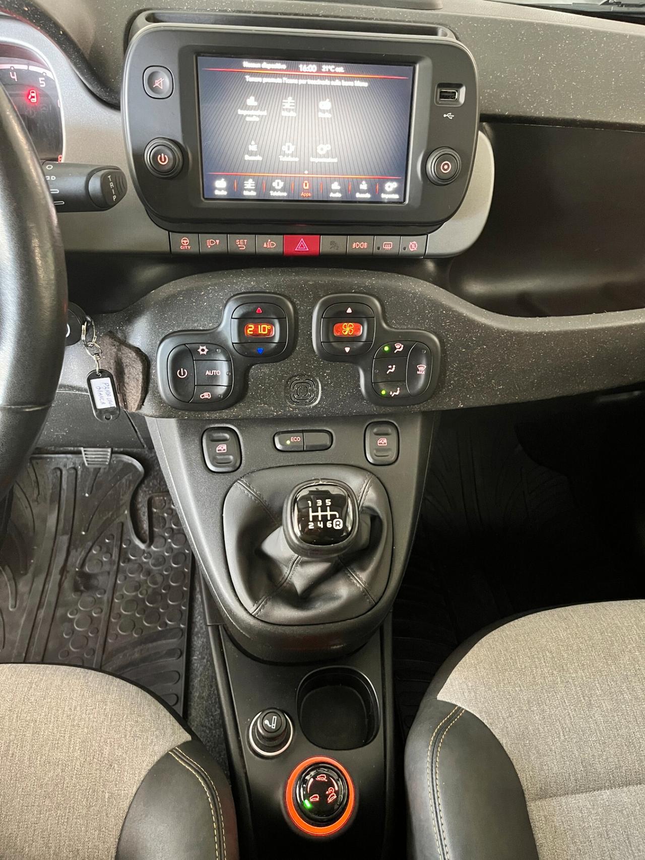 Fiat Panda 0.9 TwinAir Turbo 4x4 Cross-NEOPATENTATI-