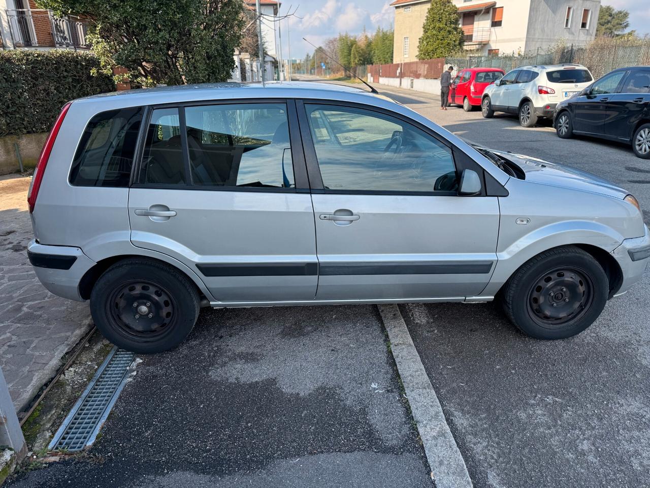 Ford Fusion 1.4 16V 5p. Titanium