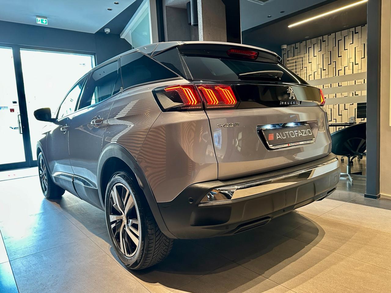 Peugeot 3008 BlueHDi 130 S&S EAT8 Allure Pack