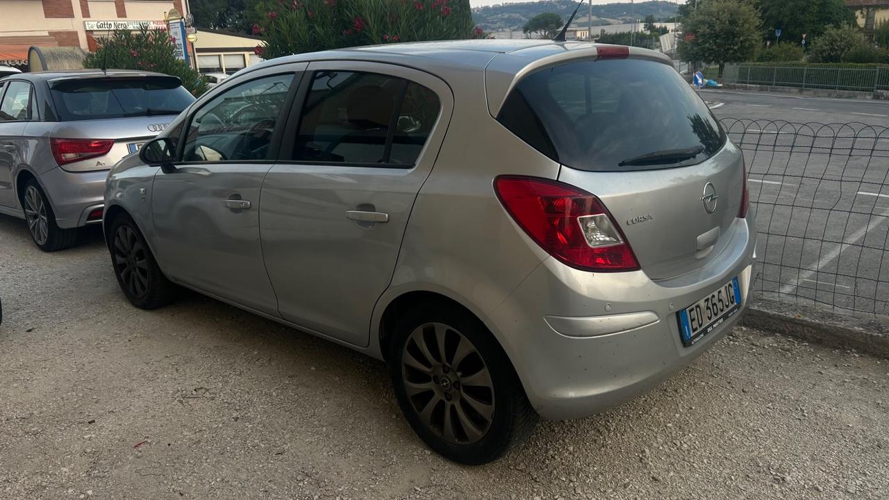 OPEL CORSA 1.2 5 PORTE MOTORE FUSO TIPO MOTORE A12 XER