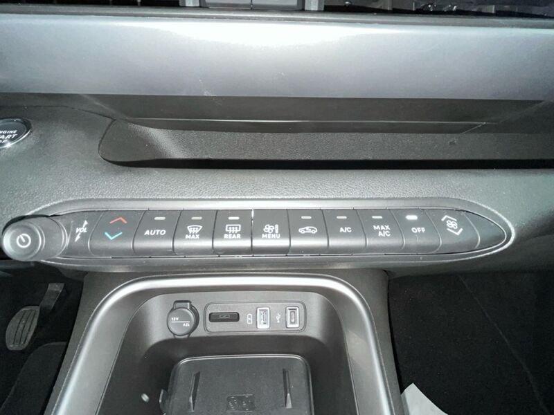 Jeep Avenger Ice My24 Summit 1.2 100cv