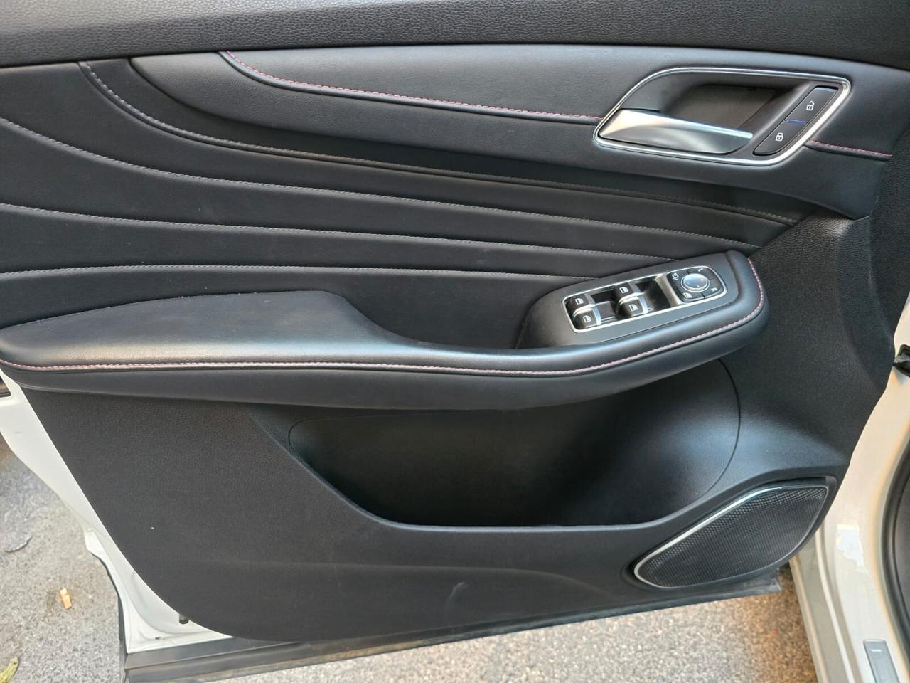 Mg EHS Plug-in Hybrid Luxury