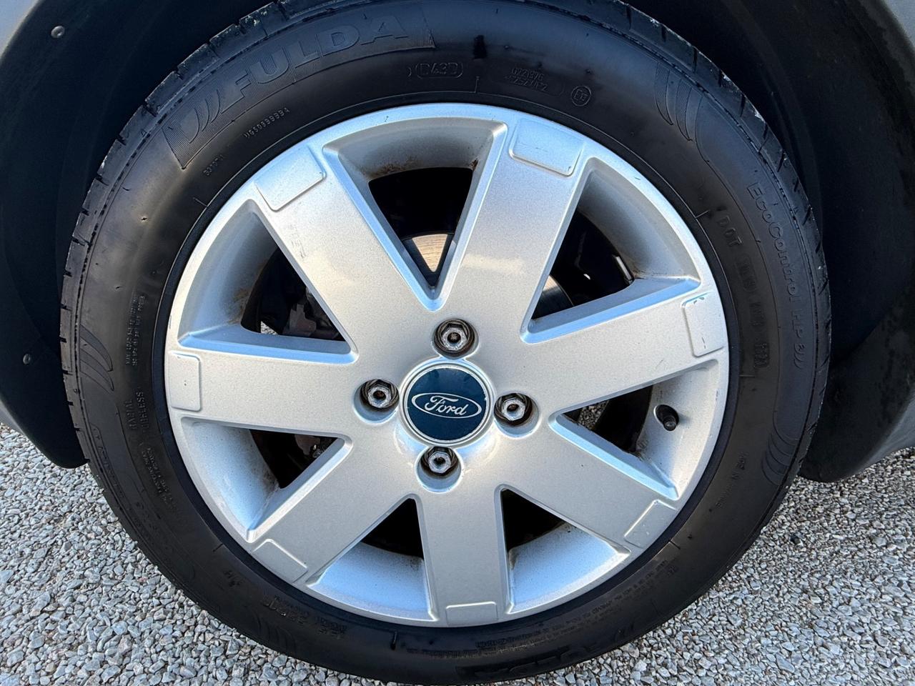 Ford Fusion 1.4 16V 5p. Titanium