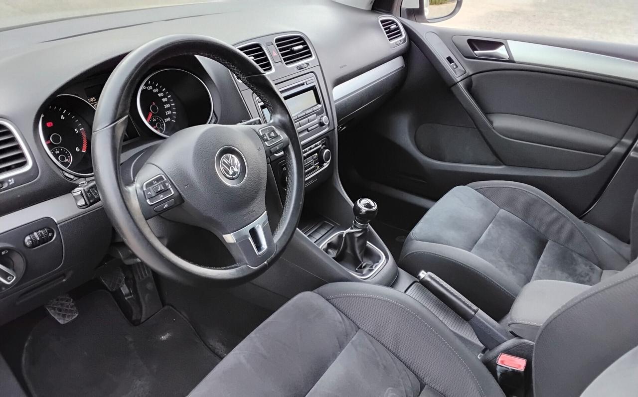Volkswagen Golf 1.6 TDI DPF 5p. Highline