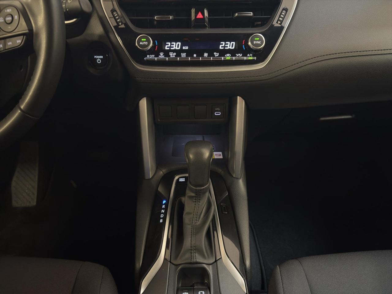 Toyota Corolla Cross 1.8h Trend fwd 140cv e-cvt