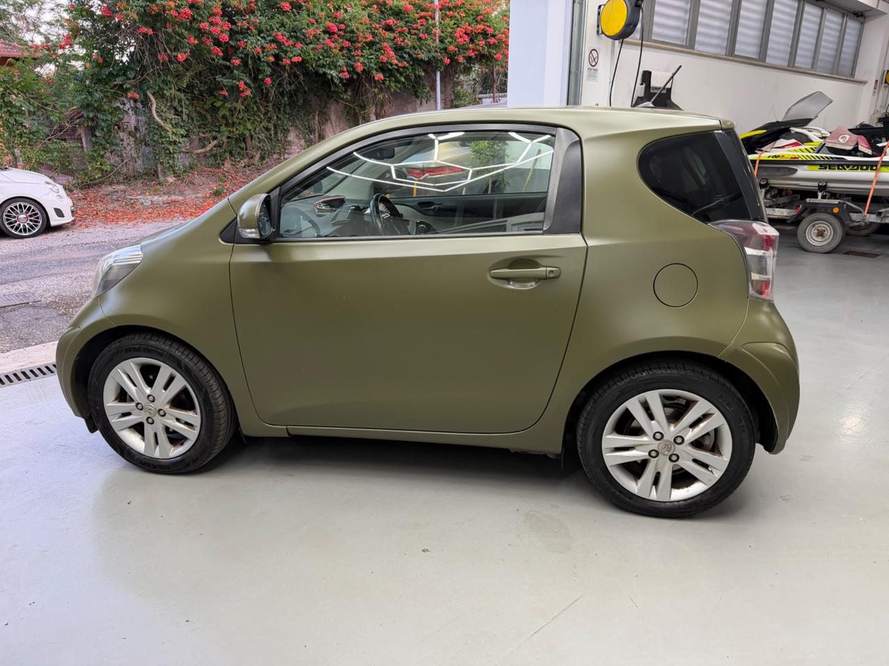 Toyota iQ 1.3 CVT Style - EURO 5