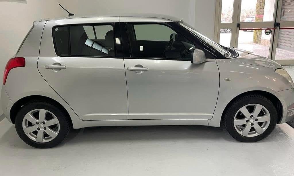 Suzuki Swift 1.3 5p. GL Safety Pack