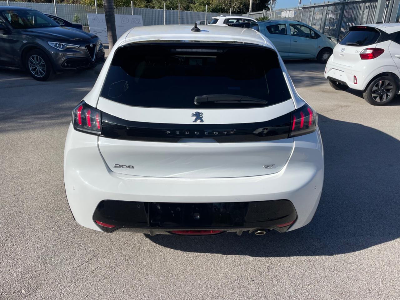 Peugeot 208 GT fulll a*f*f*a*r*e