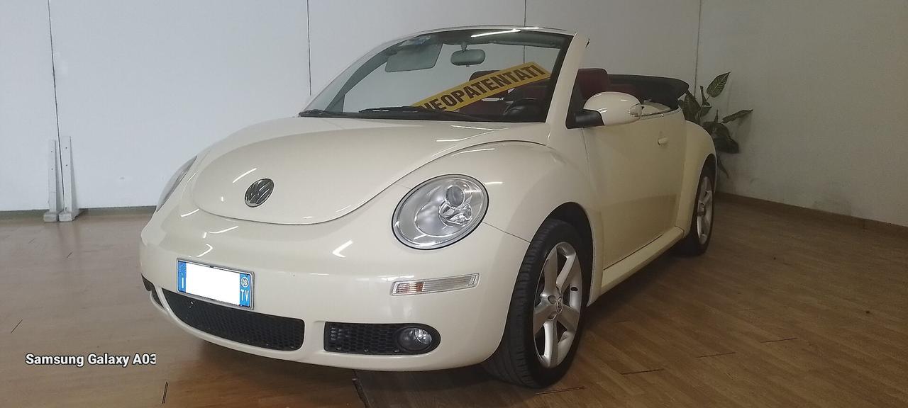 Volkswagen New Beetle 1.9 TDI 105CV Cabrio Lim. Red Edt.