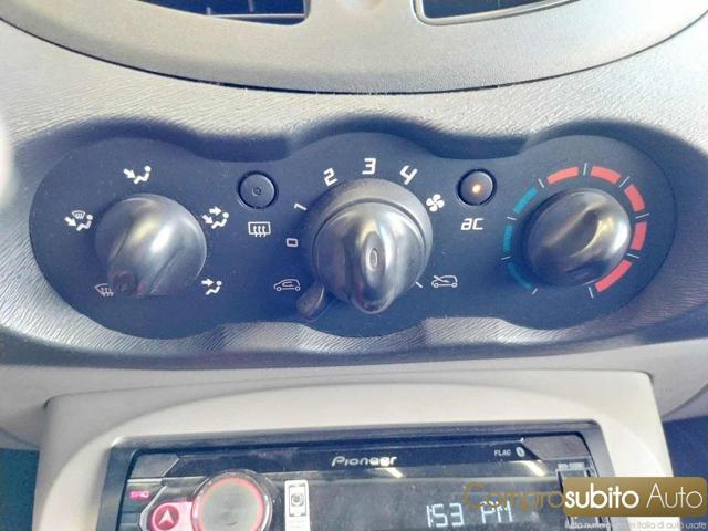RENAULT Twingo 1.2 16V Dynamique