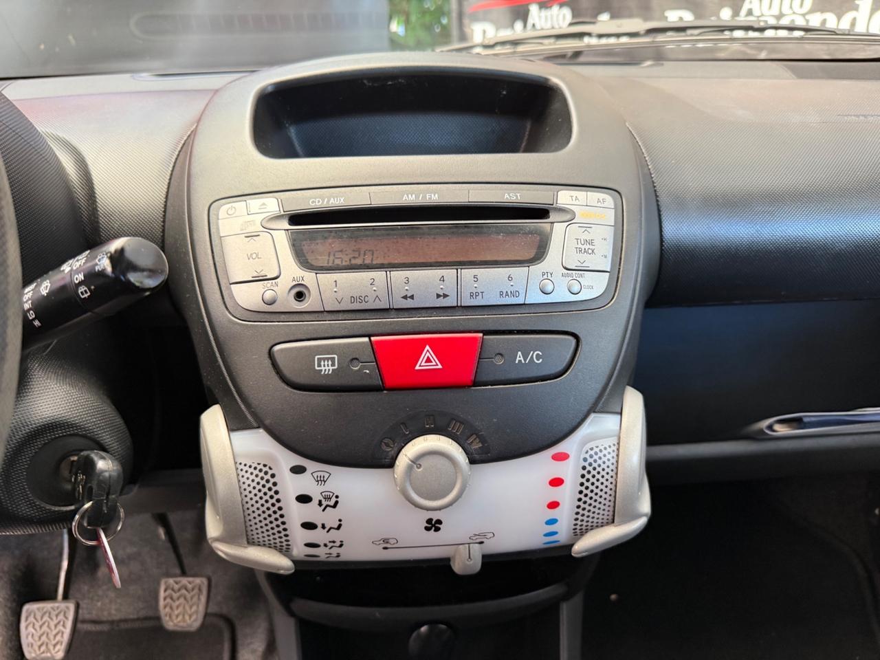 Peugeot 107 Benzina 5 Porte