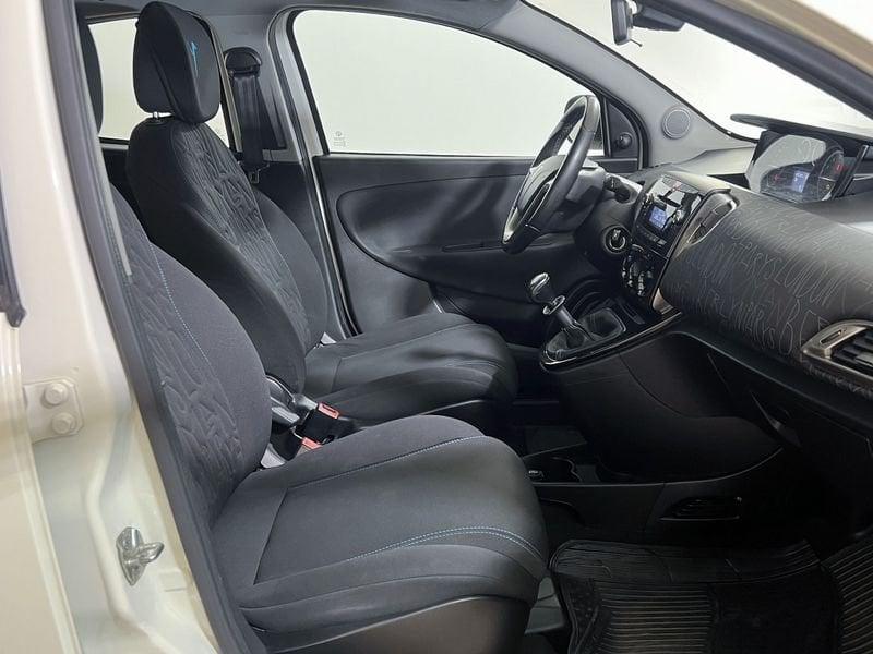 Lancia Ypsilon Ypsilon 1.2 69 CV 5 porte Elefantino