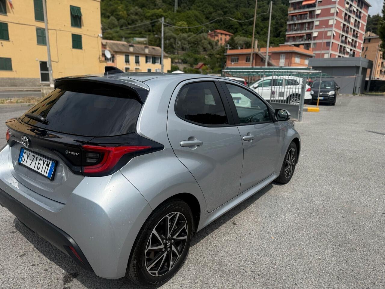 Toyota Yaris 1.5 Hybrid 5 porte Trend