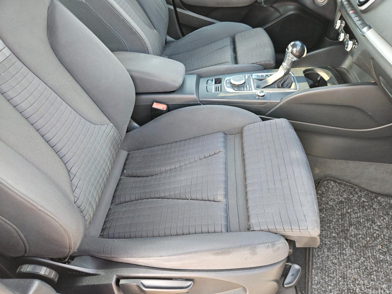 Audi A3 1.6 TDI clean diesel S tronic Business