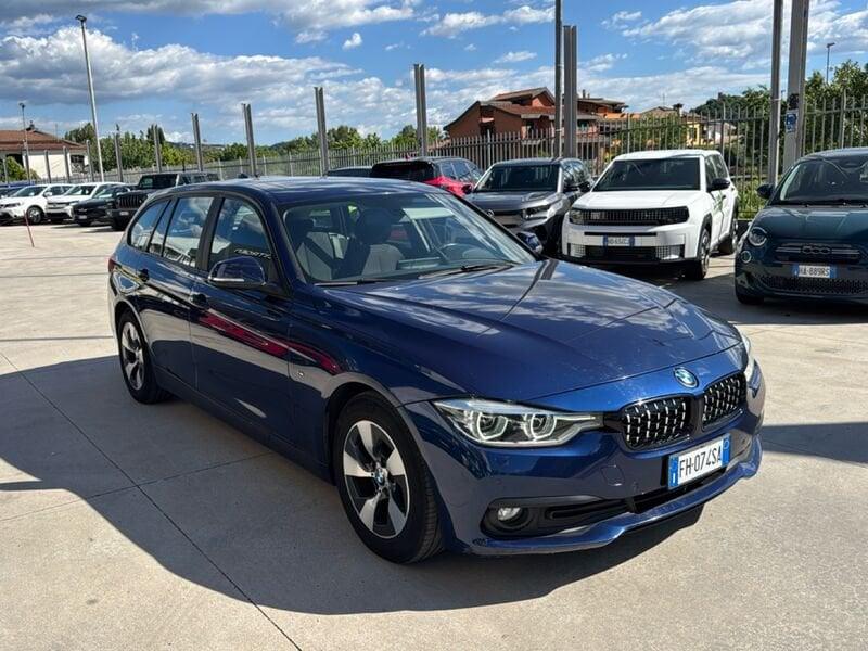 BMW Serie 3 320d Touring eff.dynamics Business Advantage auto TETTO APRIBILE