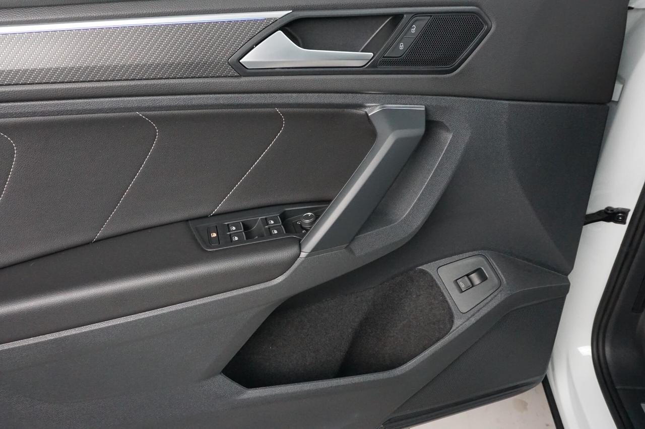 Volkswagen Tiguan 2.0 TDI 150 CV SCR DSG R-Line