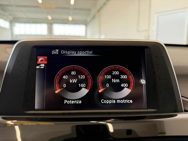 BMW X1 sDrive18d X line //LED//18//NAVI//