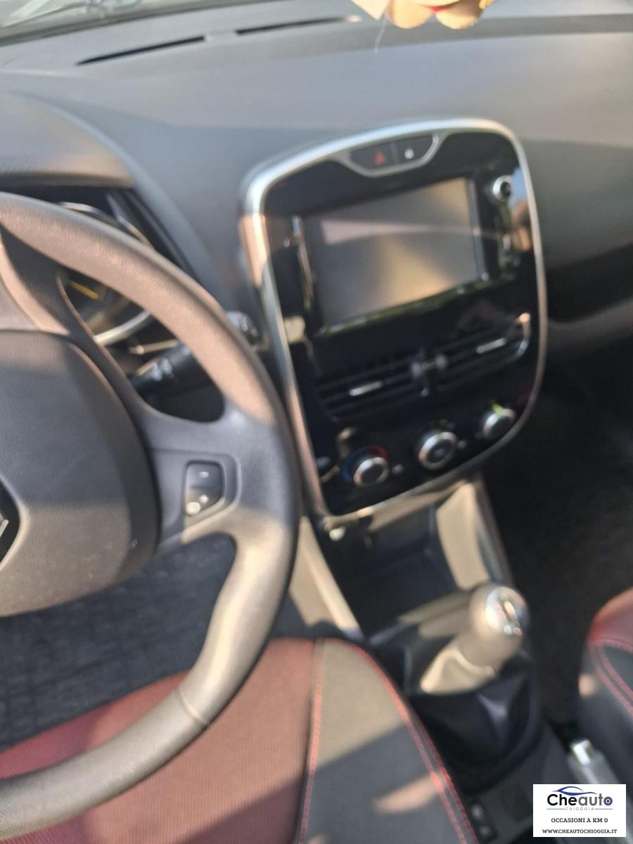 RENAULT - Clio - 1.2 75 CV 5p. Zen