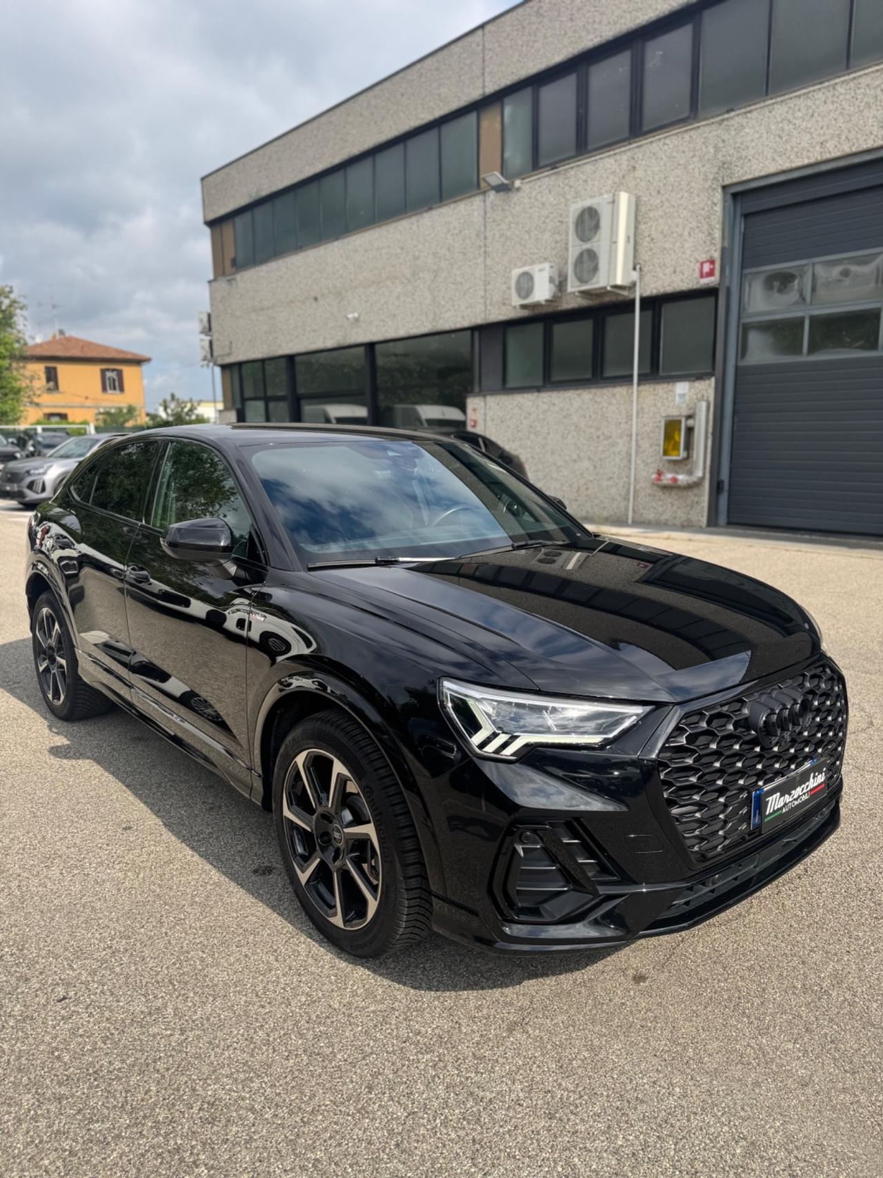 AUDI Q3 SPORTBACK 45 TFSI S TRONIC TOTAL BLACK