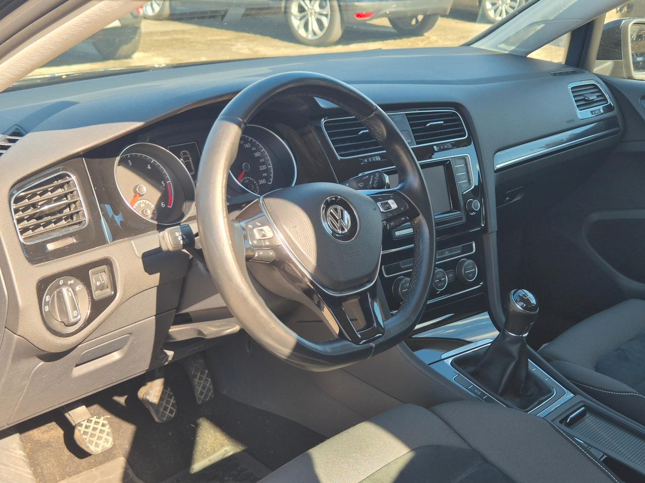 Volkswagen Golf 1.6 TDI 5p. Trendline BlueMotion Technology