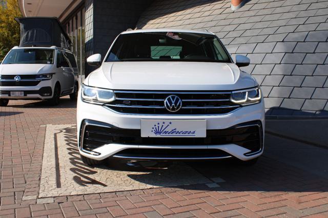 VOLKSWAGEN Tiguan 2.0TDI DSG 4MOTION R-Line IQLED-KAMERA