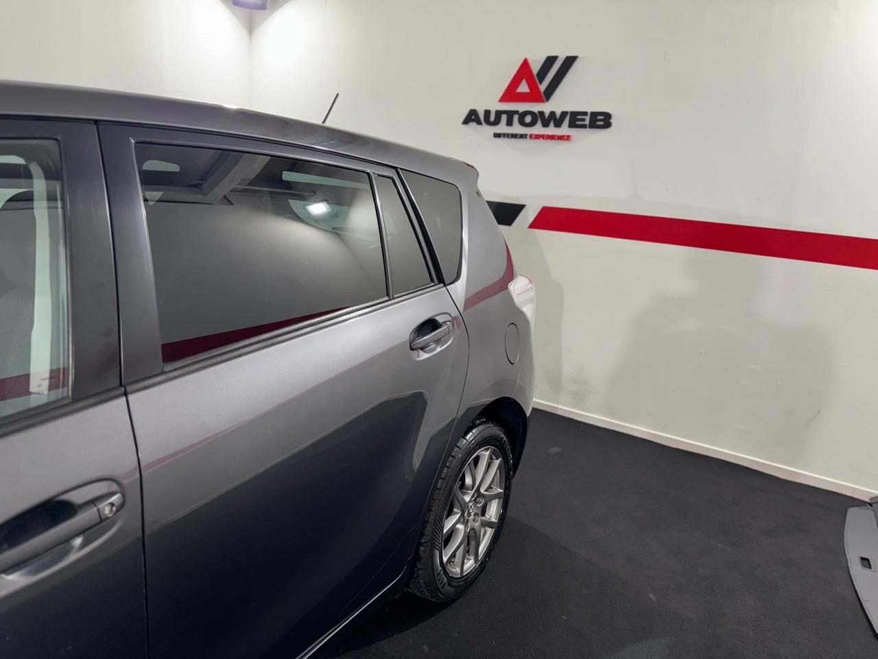 Toyota Verso 2.0 D Active 7 posti TAGLIANDI CERTIFICATI TOYOTA