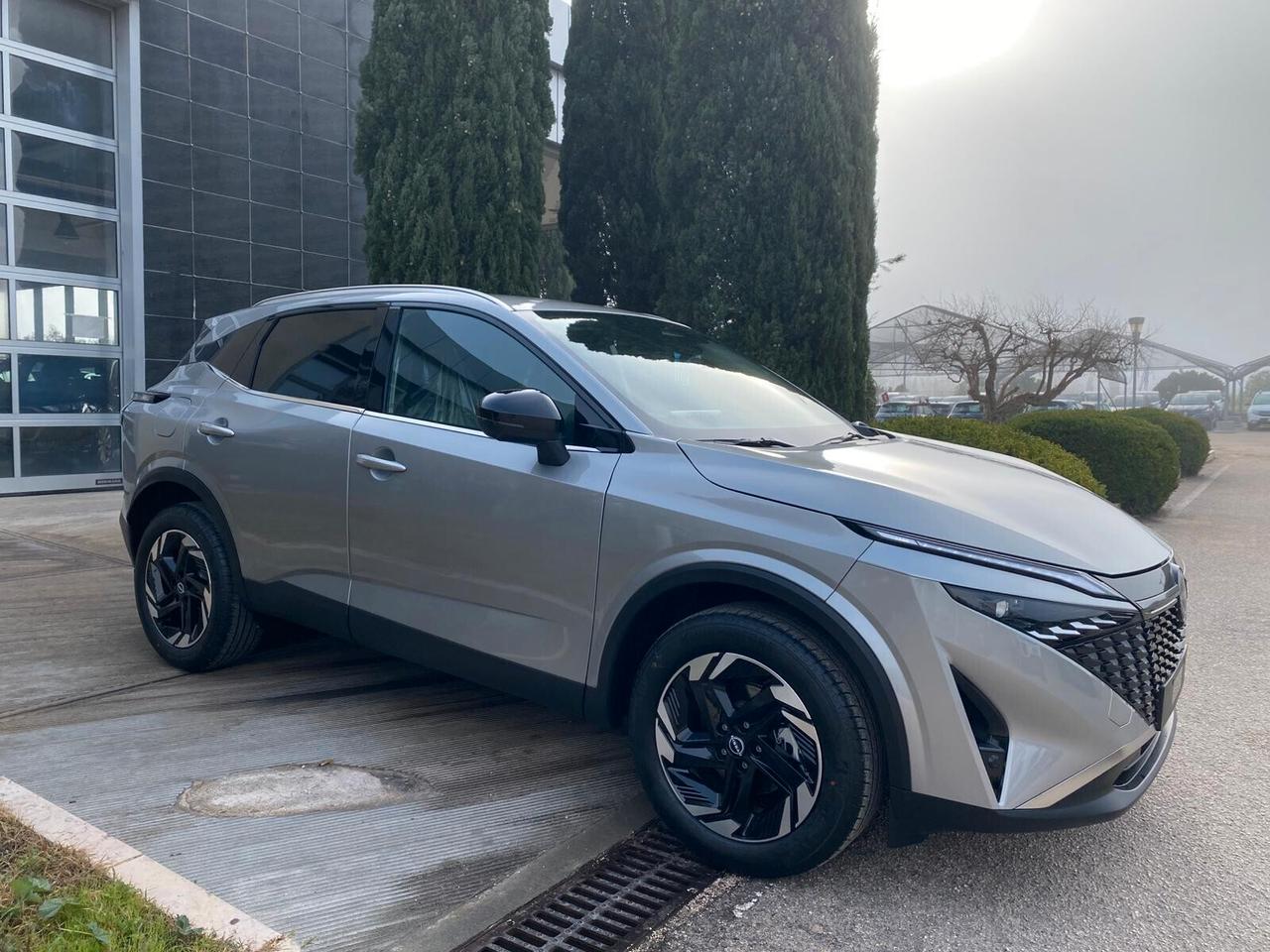 Nissan Qashqai N-Connecta MHYB 2W 140 CV