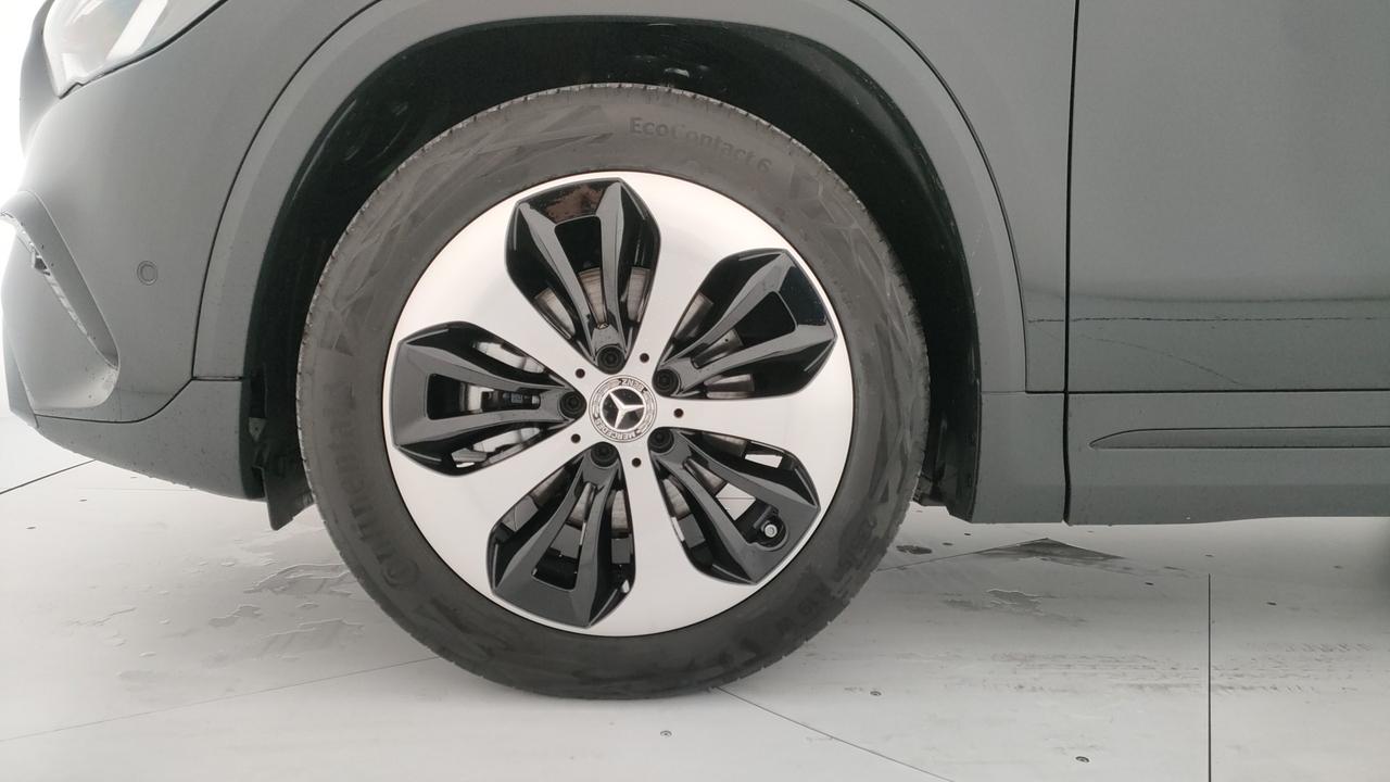 Mercedes-Benz GLA 200 d automatic