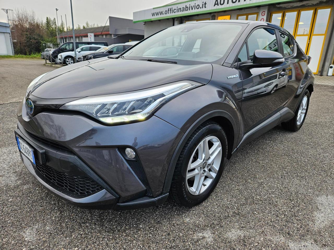 Toyota C-HR 1.8h Business e-cvt