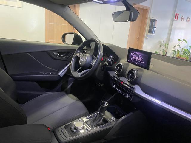 AUDI Q2 30 TDI S tronic Business