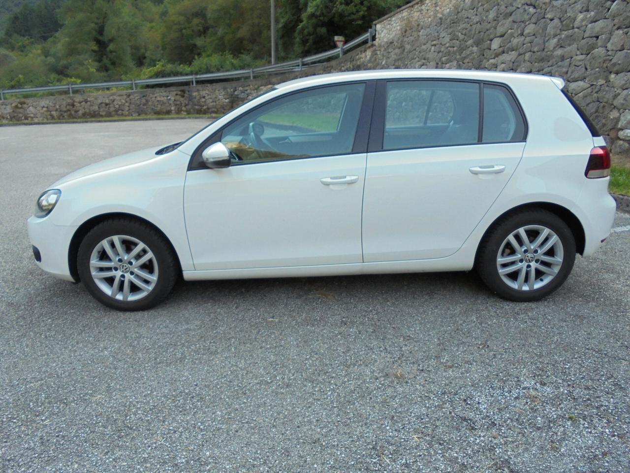 VOLKSWAGEN GOLF VI 1.6 TDI 105CV HIGHLINE 5 PORTE