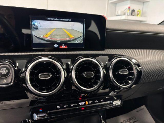 MERCEDES-BENZ A 180 d Executive Full Optional