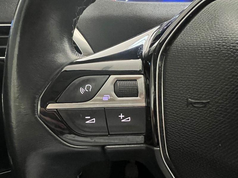 Peugeot 5008 BlueHDi 130 S&S Allure