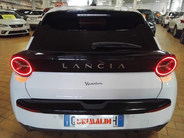 LANCIA Ypsilon 1.2 Hybrid e-DCT LX VIDEO 17"