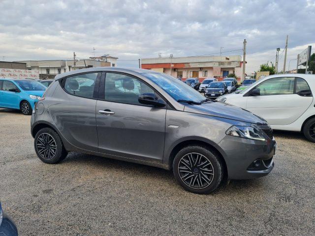 LANCIA Ypsilon 1.2 69 CV 5 porte GPL Silver Plus