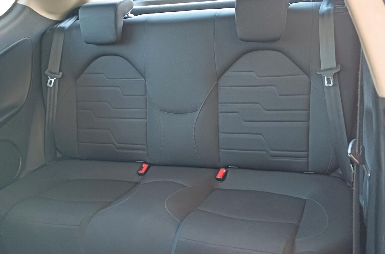 Alfa Romeo MiTo 1,3 JTDm 85cv Sport !Full Optional!