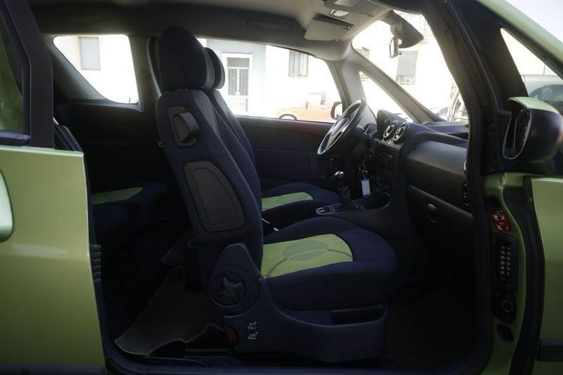 Peugeot 1007 PEUGEOT 1007 HD HAPPY 59KW DIESEL