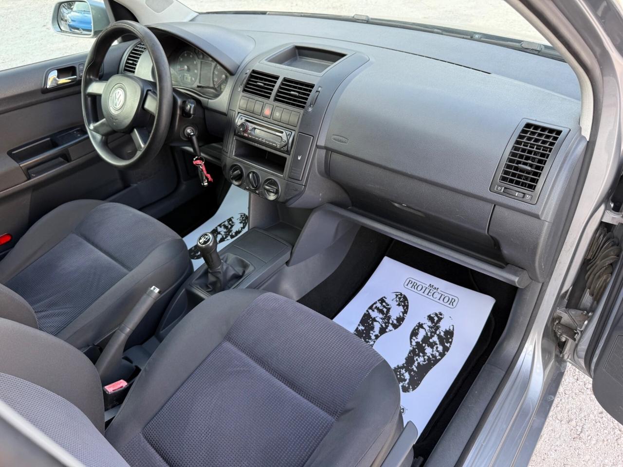 Volkswagen Polo 1.4/75CV 16V 5p. UNICO