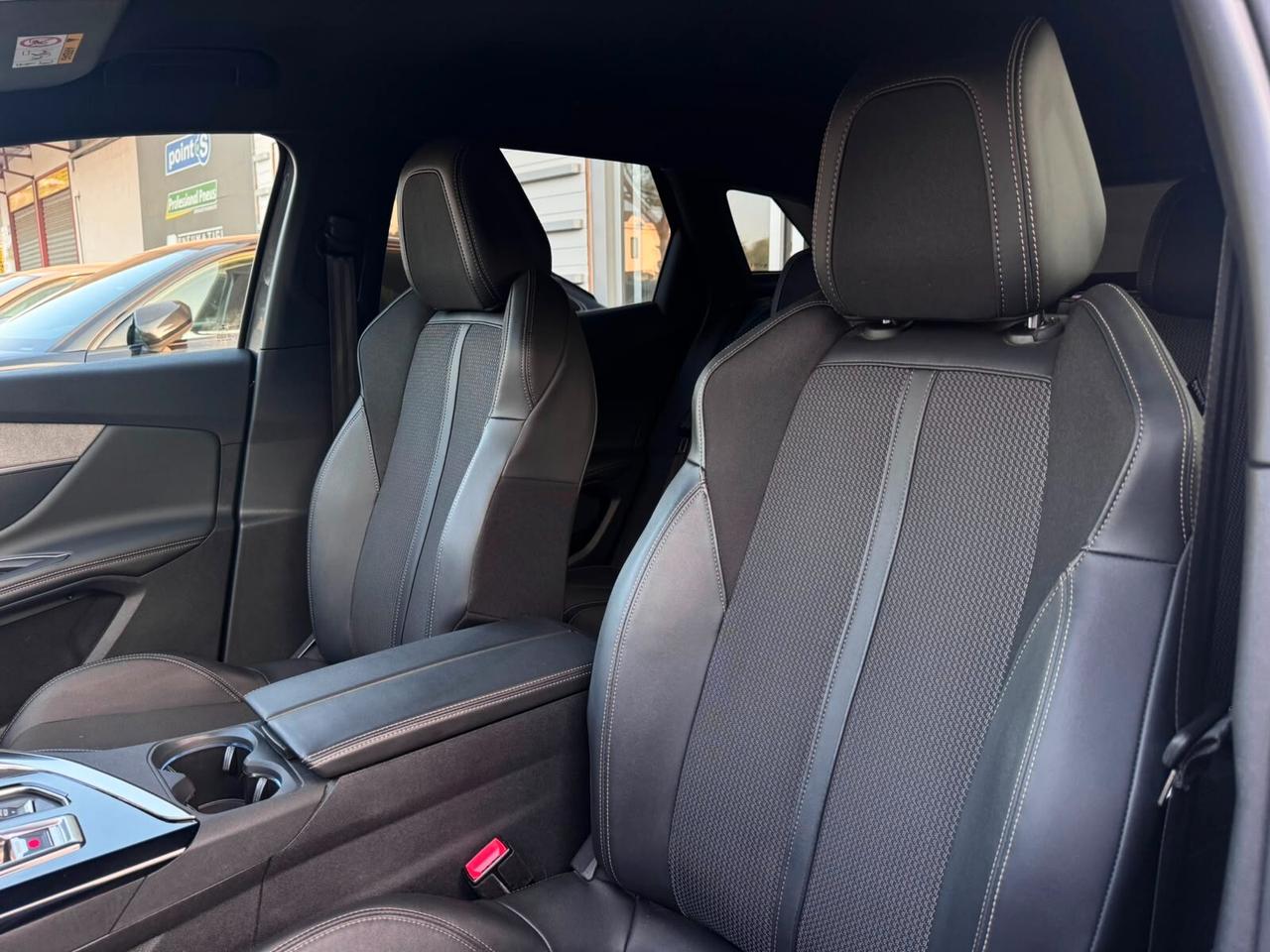 Peugeot 3008 BlueHDi 130 S&S EAT8 GT