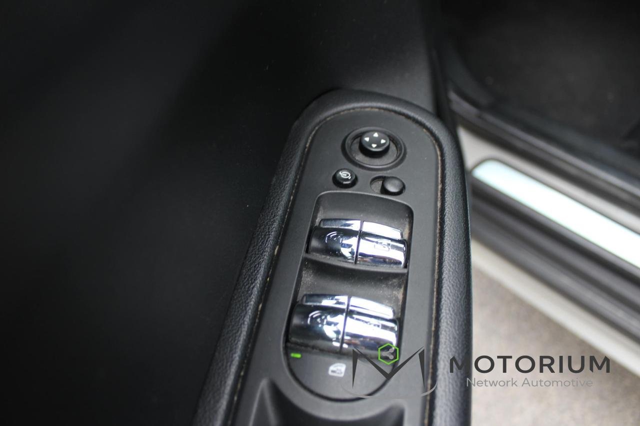 Mini Countryman 1.5 One D Business BICOLOR