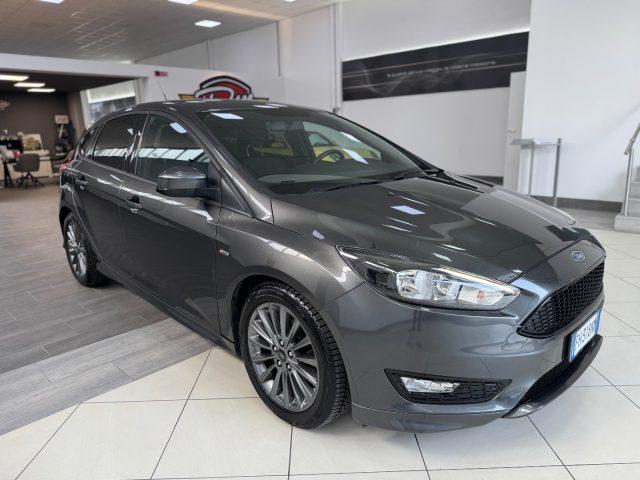 FORD Focus 1.0 EcoBoost 125 CV Start&Stop ST-LINE Titanium X