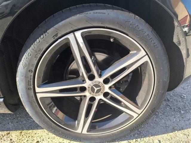 MERCEDES-BENZ A 180 d Automatic Sport