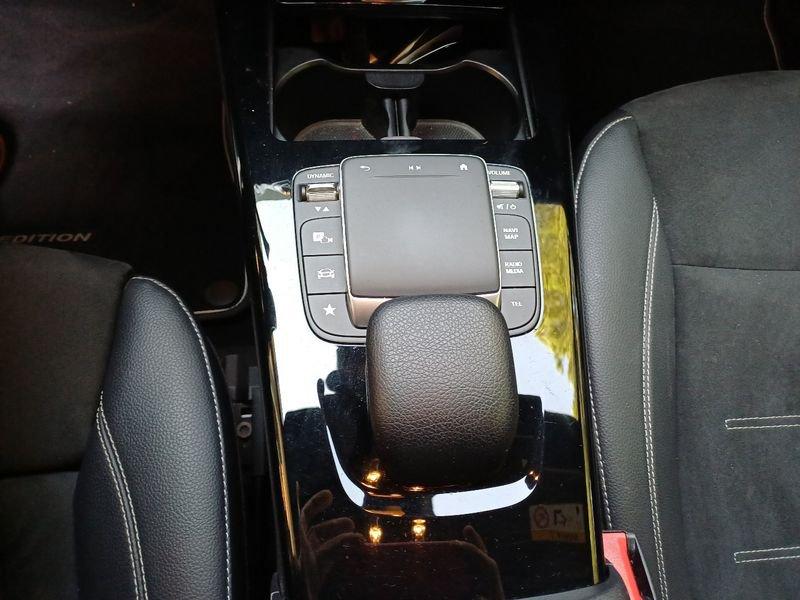 Mercedes-Benz Classe A A 180 d Automatic Premium Night Edition