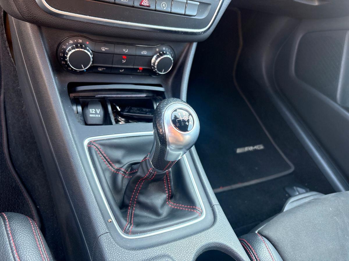 Mercedes-Benz CLA 180 d (cdi) Premium E6